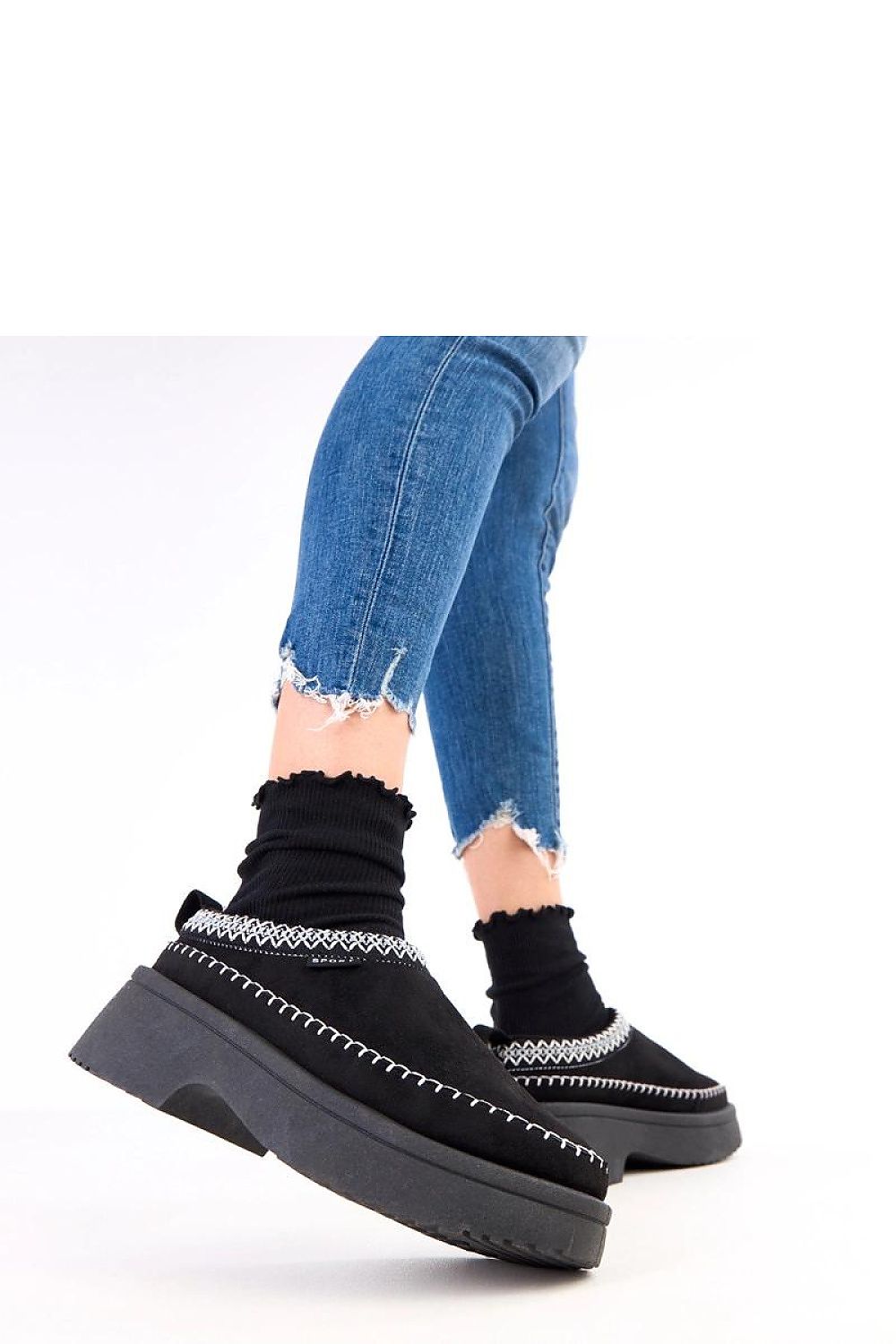 Luxurious Solea women's slip-on slippers in eco-friendly suede with intricate decorative embroidery, showcasing elegant design and comfort.