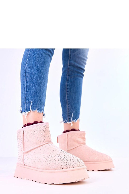 Luxury women's fur-lined slip-on snow boots by Solea, showcasing stylish design and premium comfort, perfect for winter wear.