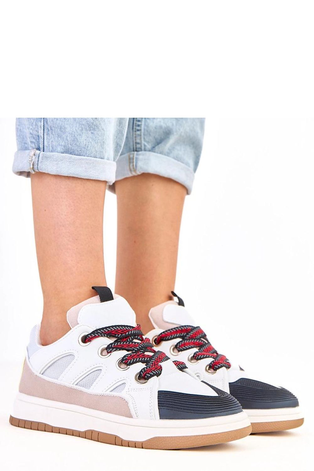 Fashionable Solea Eco-Leather Sport Shoes designed with thick laces and a versatile aesthetic, suitable for sizes EU 36 to 41.