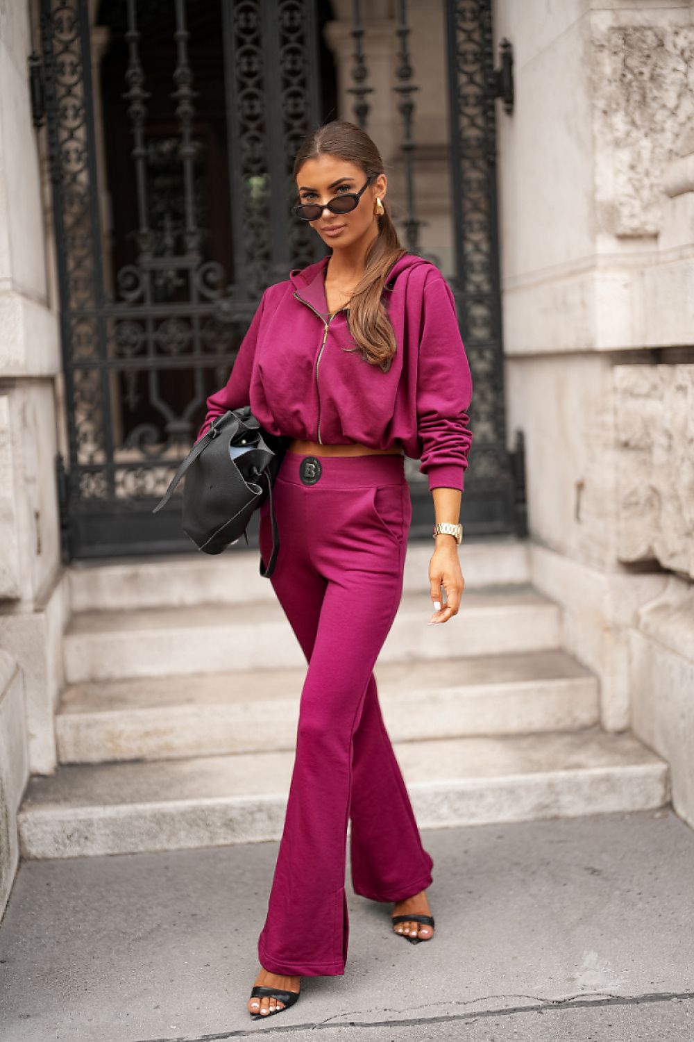 Elegant and trendy Jules Malina cotton and spandex sweatshirt from LaBalancia, showcasing a luxurious blend of style and comfort for modern women.