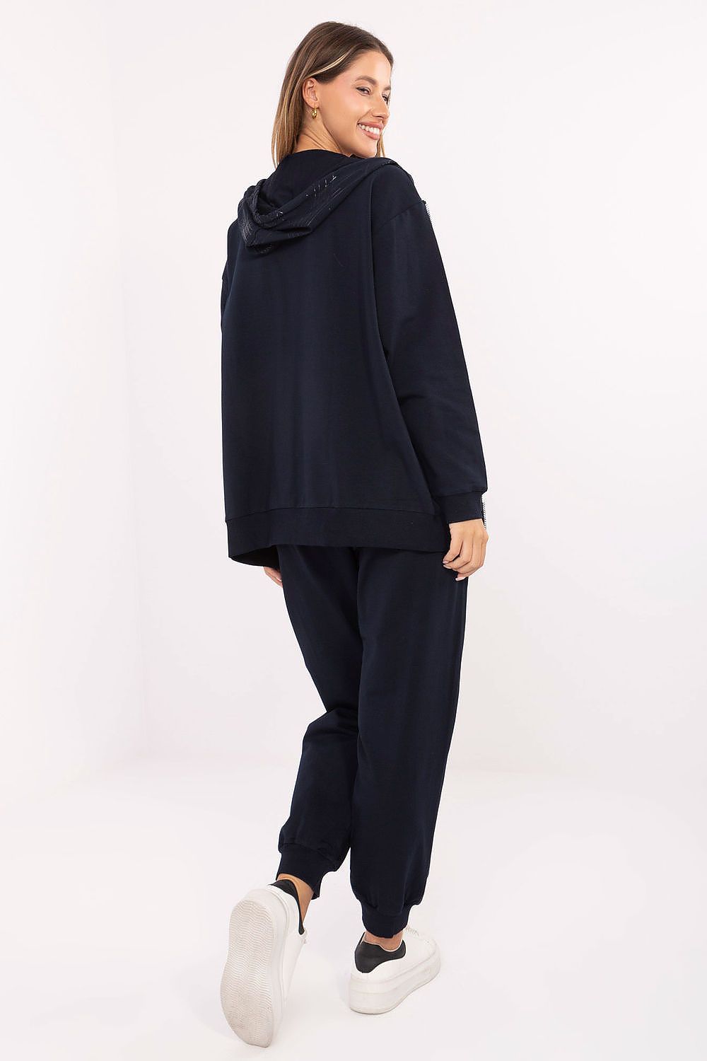 Full view of luxury women's casual tracksuit set by Relevance, combining comfort and elegance with a fashionable print and perfect fit.