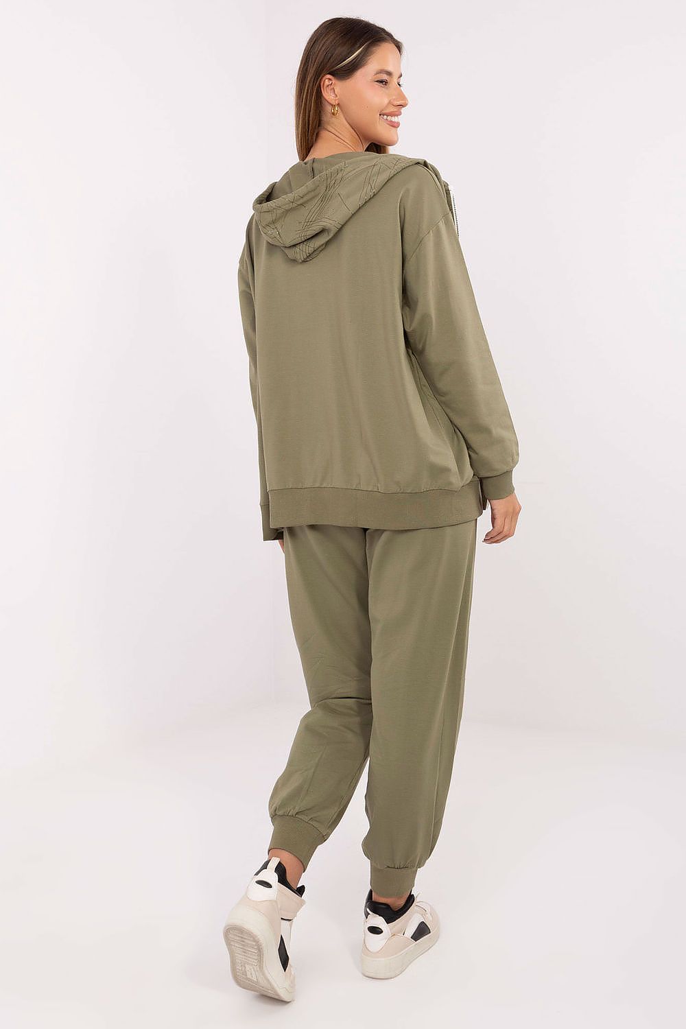 Luxury casual tracksuit set for women by Relevance, featuring high waist pants and zip-up hoodie.