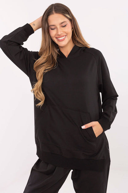 Luxurious oversized hooded women's sweatshirt from Relevance, featuring a kangaroo pocket, crafted from a premium cotton and spandex blend for ultimate comfort and style.