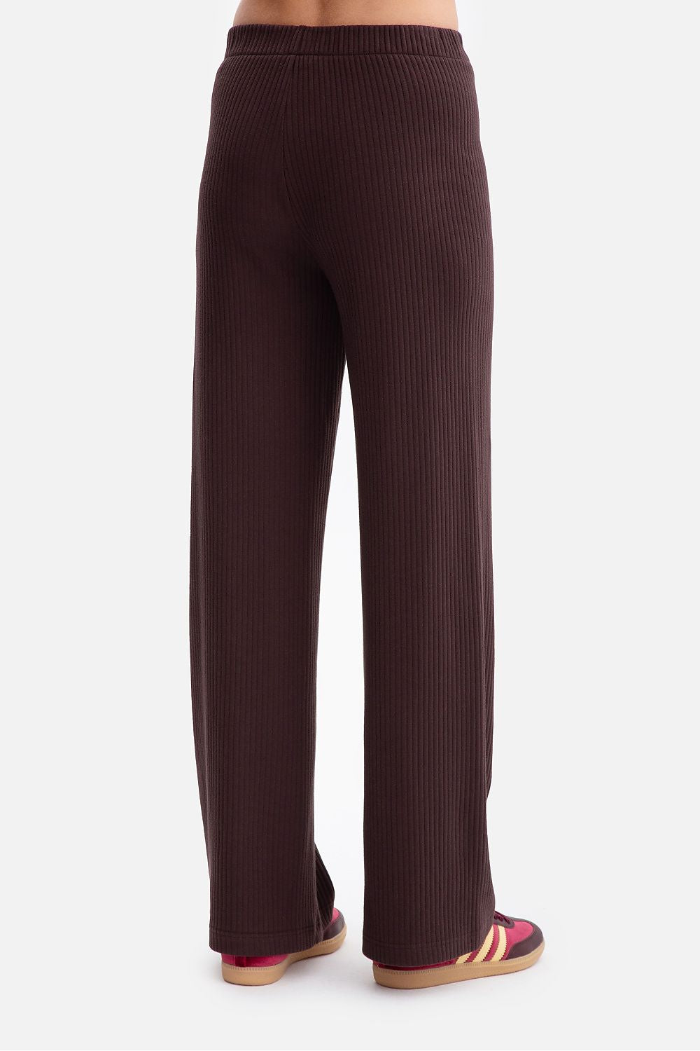 Stylish BeWear women's ribbed trousers showcasing a modern silhouette, designed for sophistication and comfort in sizes S to L.