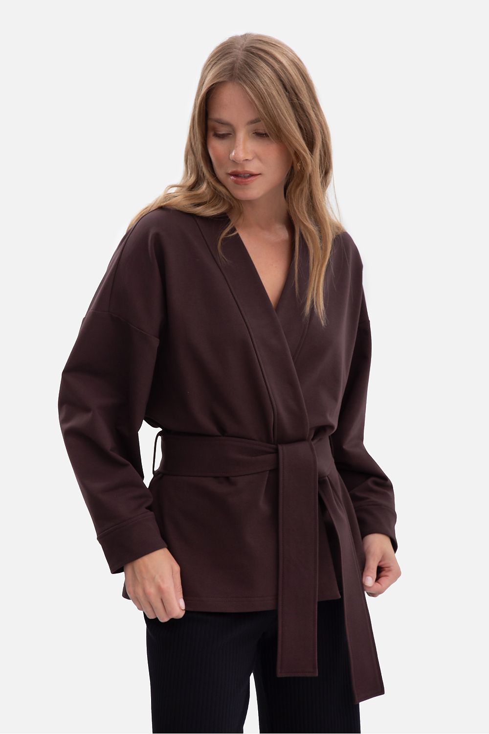 Chic and comfortable BeWear women's kimono-style blazer sweatshirt displayed in cream, showcasing its sophisticated open front design ideal for various styling options.