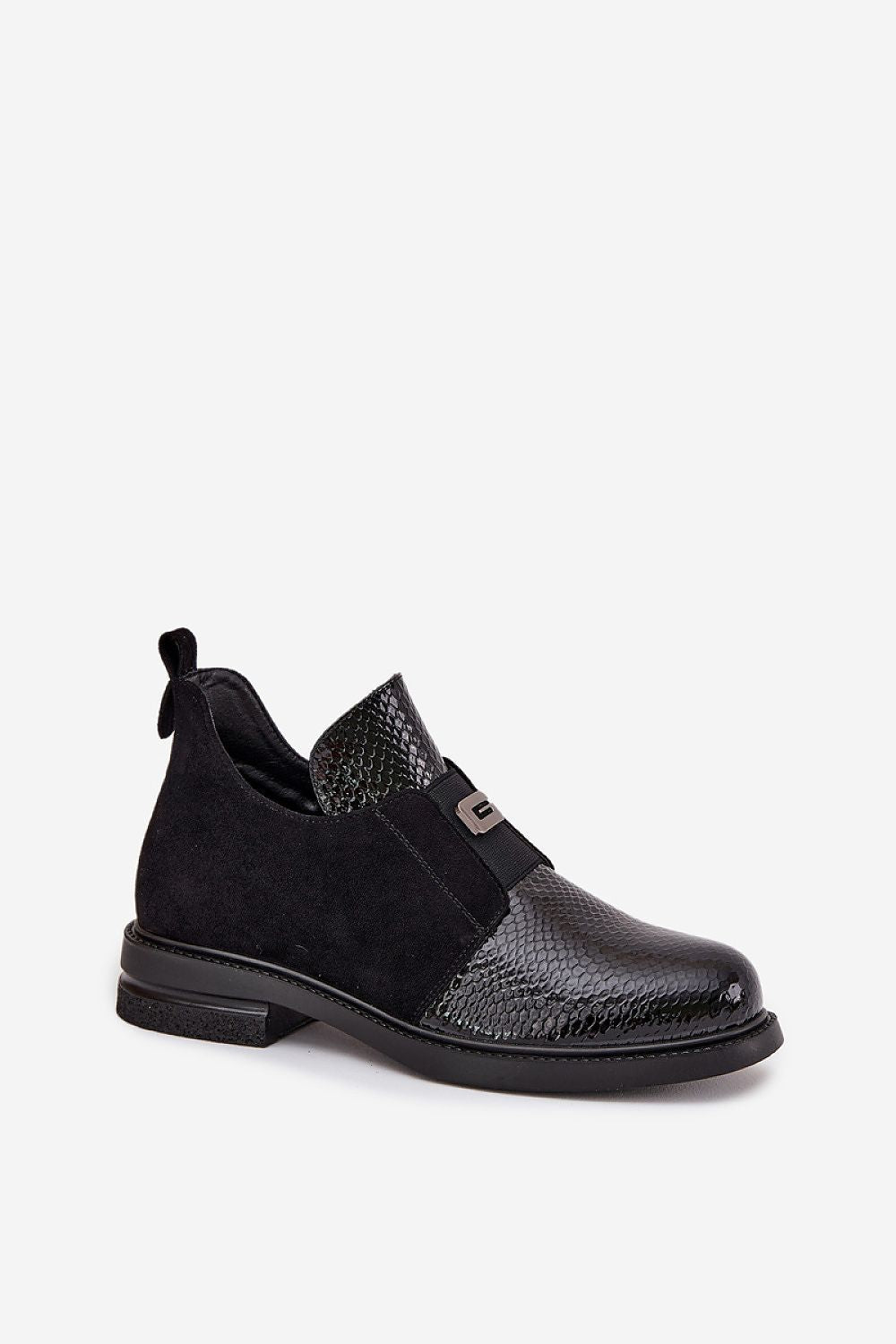 Vinceza Women's elegant ankle boots in eco leather and suede, featuring a low heel and stylish design. Perfect for autumn-winter, these eco-friendly boots by Step in Style combine comfort and luxury.