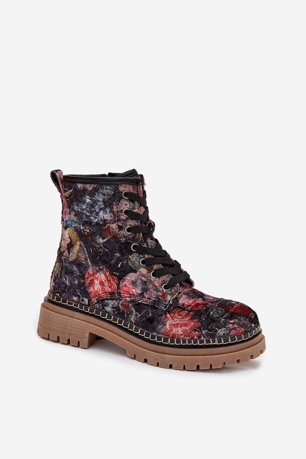 Close-up of the Artiker Women's floral patterned ankle boots showcasing premium craftsmanship and stylish lacing with a side zipper, designed for both warmth and sophistication.