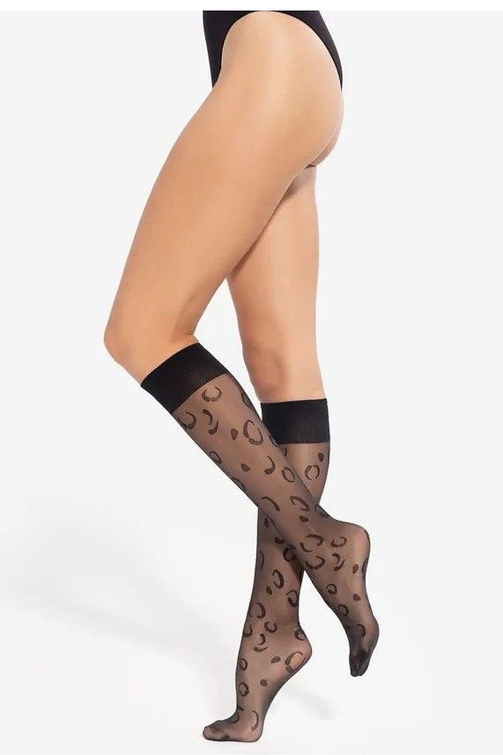 Premium Gatta knee-high socks designed with a semi-opaque finish and a fashion-forward geometric pattern.