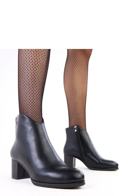 Classic Solea Women's Ankle Boots with a 5.5 cm column heel, exemplifying modern luxury and comfort in eco-friendly materials.