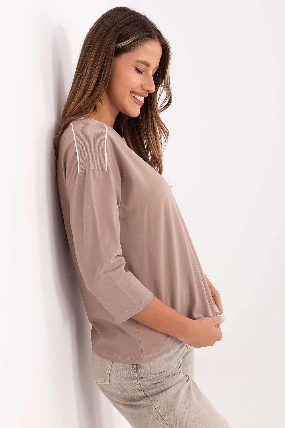 Elegant casual blouse for women by Relevance, perfect for pairing with skirts or trousers, highlighting luxury in everyday wear.