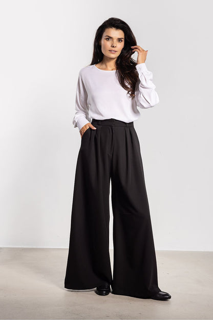 Elegant wide-leg trousers for women by Awama, showcasing a luxurious high waist design that emphasises the silhouette while providing comfortable wear.
