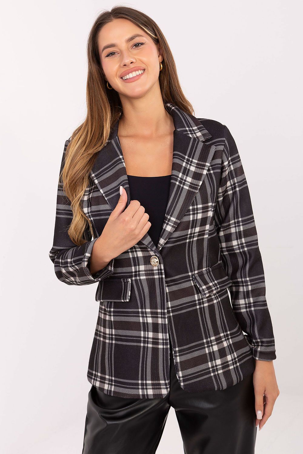 Elegant women's checkered blazer by Rue Paris featuring structured shoulder pads, crafted from high-quality polyester, perfect for sophisticated casual wear.