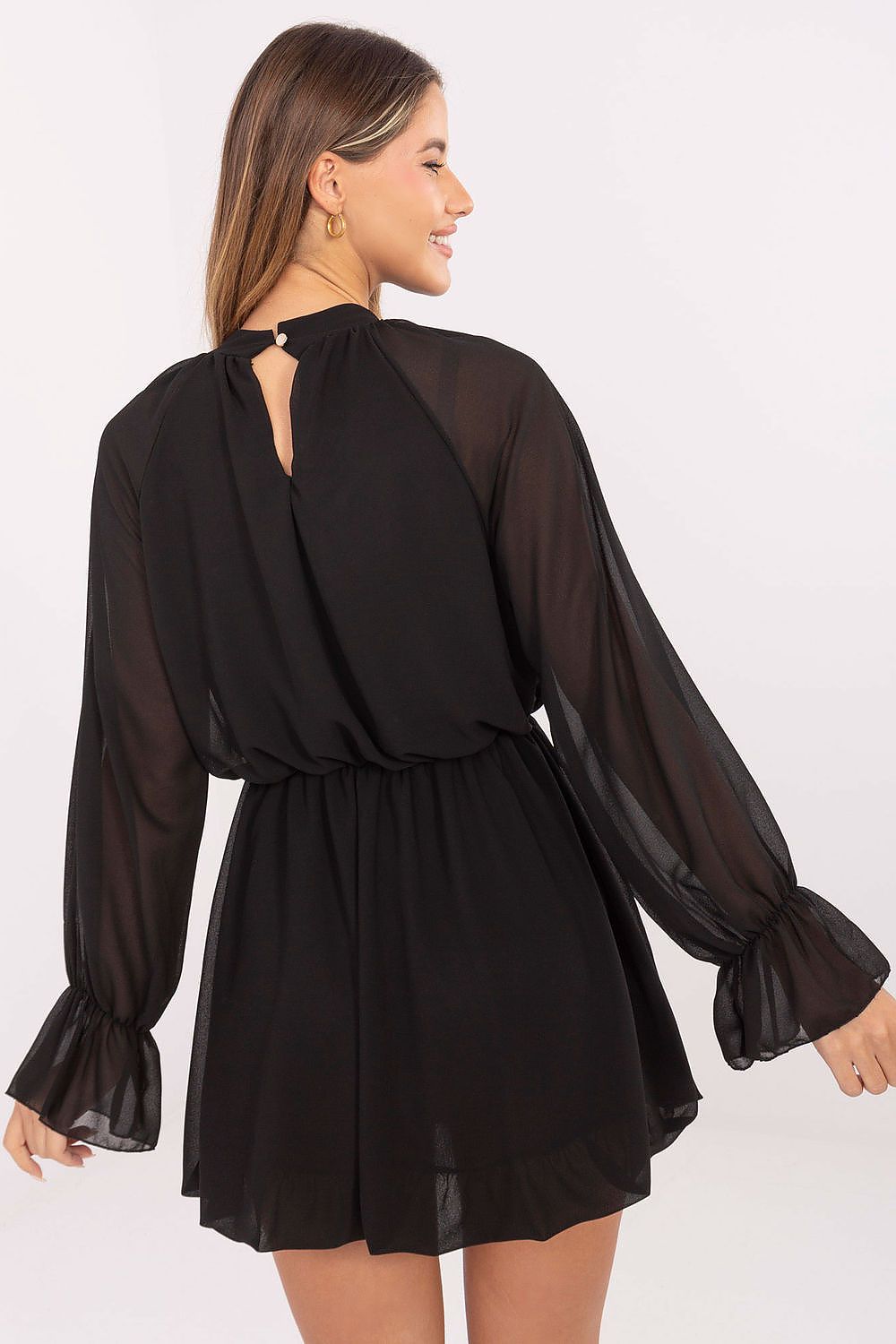 Luxurious flared cocktail dress with long sleeves and an elastic waistband, designed by Rue Paris for a classy and timeless look.