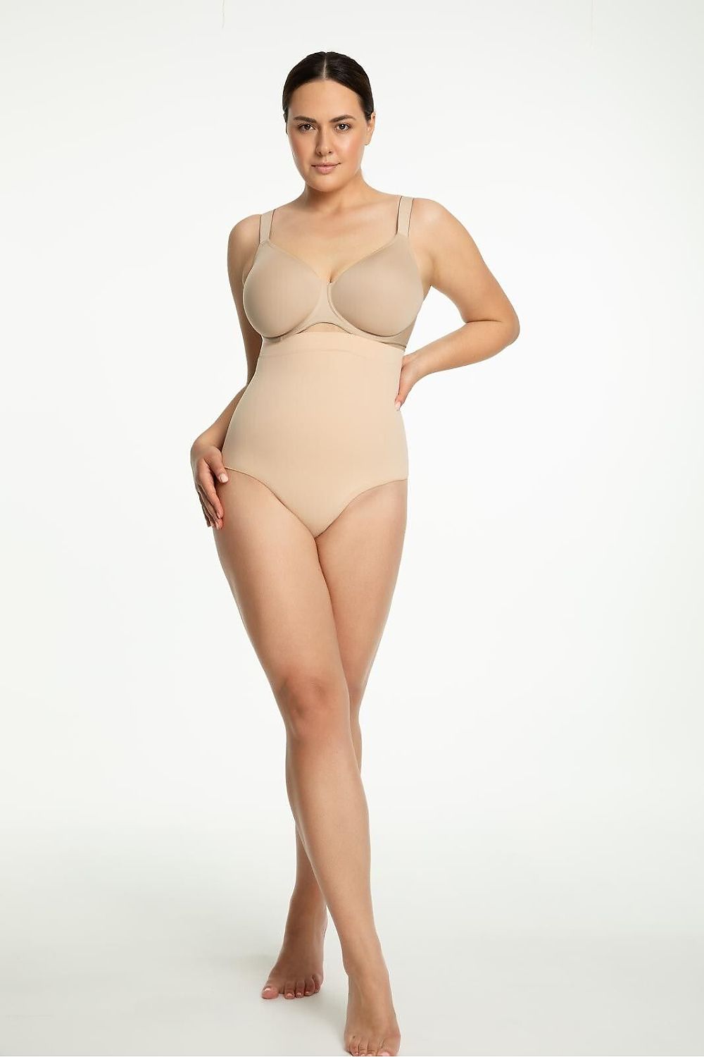 Sizing chart for Julimex seamless high-waisted panties, detailing sizes from S to XXL for the perfect fit and gentle shaping.
