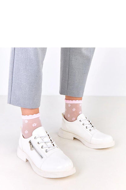 Full view of Solea elegant lace-up shoes, reflecting versatile fashion suitable for both professional and casual wear.