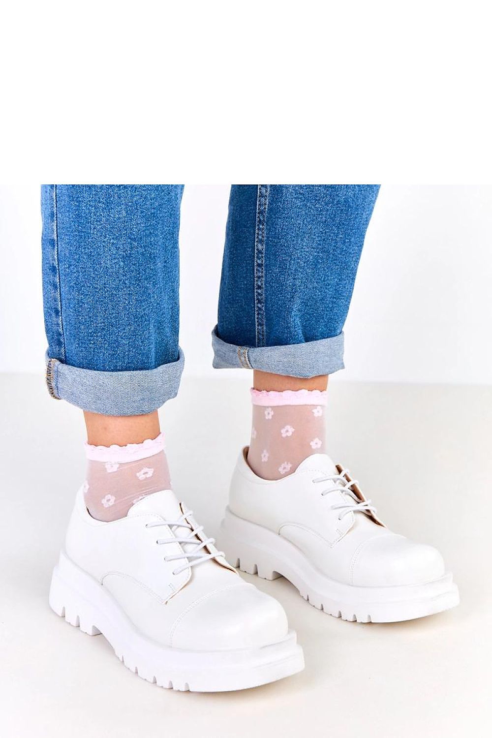 Fashionable Solea Half Shoes with natural leather insole, illustrating the perfect blend of comfort and contemporary eco-fashion.