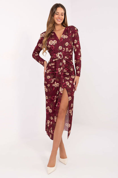 Close-up of the luxurious fabric and floral pattern of the Italy Moda elegant midi cocktail dress, showcasing its premium quality and fine details.