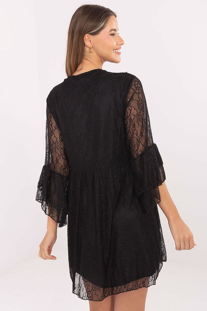 Elegant Italy Moda lace evening dress featuring a sweetheart neckline and flared mini length design, showcasing fine craftsmanship ideal for formal occasions.