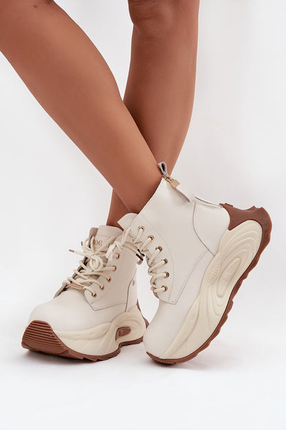 Chic GOE women's ankle boots with a 5 cm platform, perfect for elevating everyday fashion.