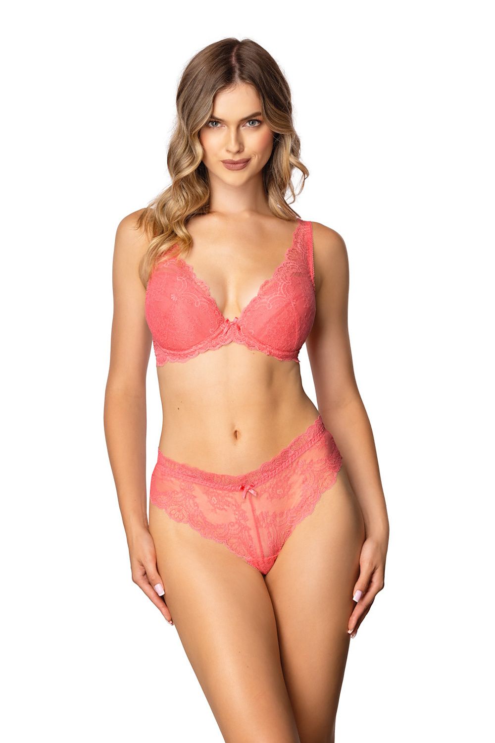 Luxurious Samba Lace Push-Up Bra in Seductive Pink designed by Mat, showcasing elegant lace finish for enhanced femininity and comfort. Available in sizes EU 65B to EU 90C.
