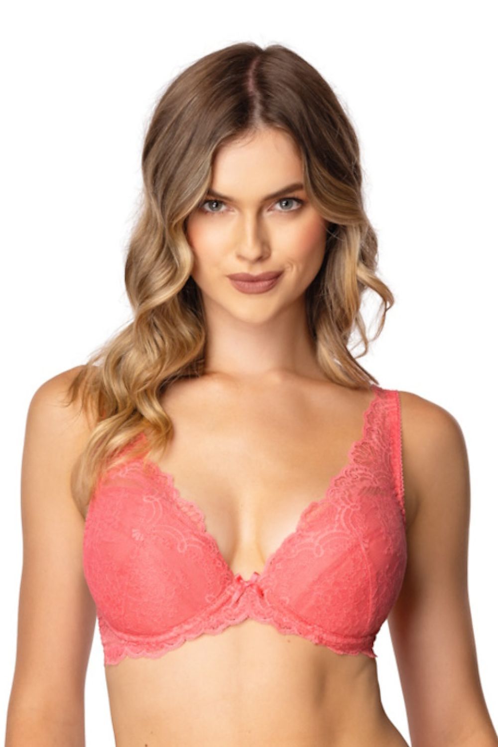 Exquisite details of the Samba Lace Push-Up Bra by Mat, featuring romantic lace accents and adjustable straps for a flawless fit and aesthetic appeal.
