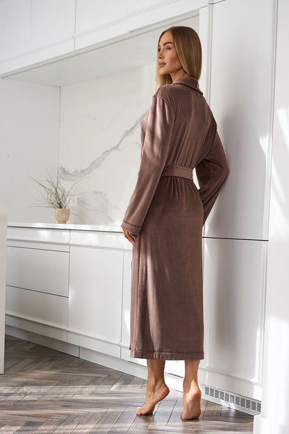 Stylish and cozy women's bathrobe from L&L Collection, available in sizes M-XXL, showcasing a comfortable fit and waist tie for a flattering silhouette.