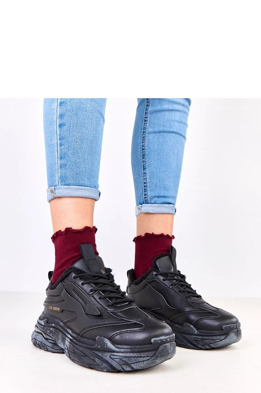 Luxury eco-leather sports shoes with fur lining by Solea, featuring a comfortable 4.5 cm platform for a stylish silhouette.