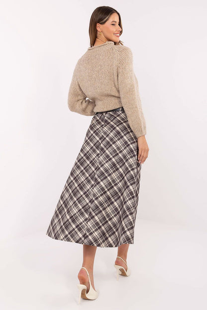 Stylish Rue Paris Midi Skirt in Timeless Check pattern with a comfortable elastic waistband and a flattering flared design, ideal for casual and semi-formal occasions.