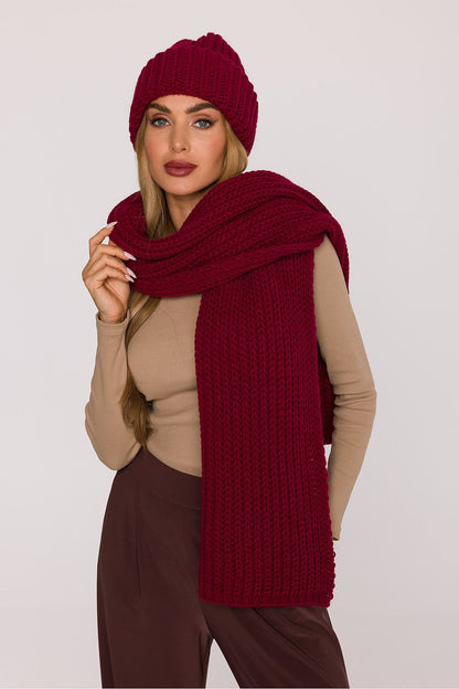 Close-up of the soft yarn texture of the Moe ribbed shawl, highlighting the perfect blend of acrylic and nylon for comfort.