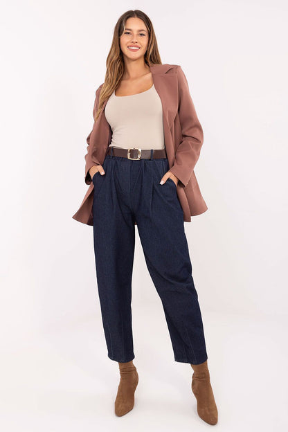 Stylish women's high-waisted carrot jeans from Factory Price, crafted from 98% cotton with 2% spandex, showcasing a modern casual fit with tapered legs and decorative front pleats for a luxury look.