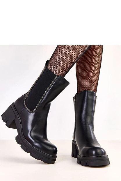 Luxurious and fashionable eco-leather ankle boots for women by Solea, showcasing round toe design and striking zircon details, perfect for casual and everyday wear.