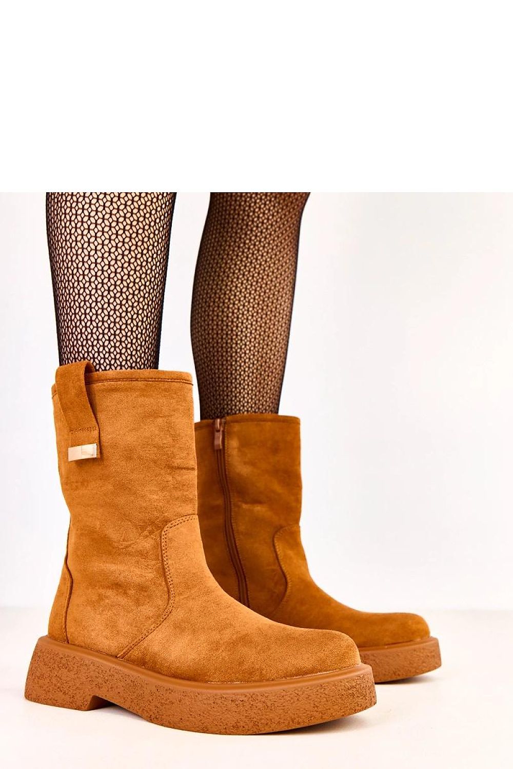 Elegant women's ankle boots by Solea, crafted from ecological suede with a 5cm platform, perfect for stylish comfort in cold weather. Available in sizes EU 36-41.