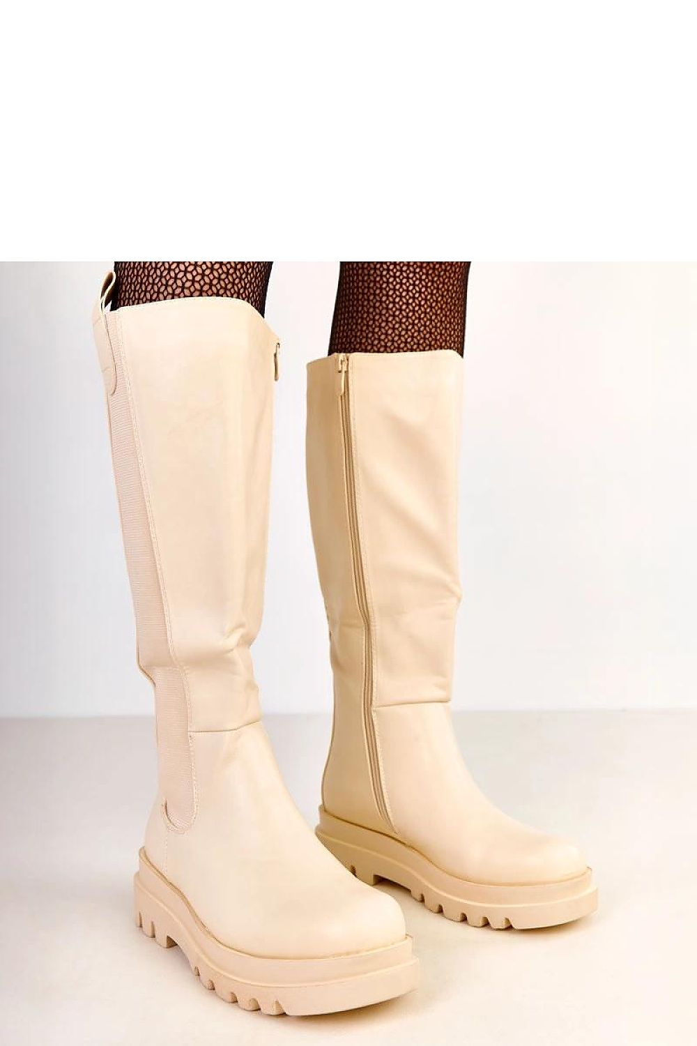Luxurious knee-high thigh-high boots for women by Solea, crafted from high-quality synthetic leather with a stylish comfort design and a stable 5.5 cm heel, ideal for elegant outfits.