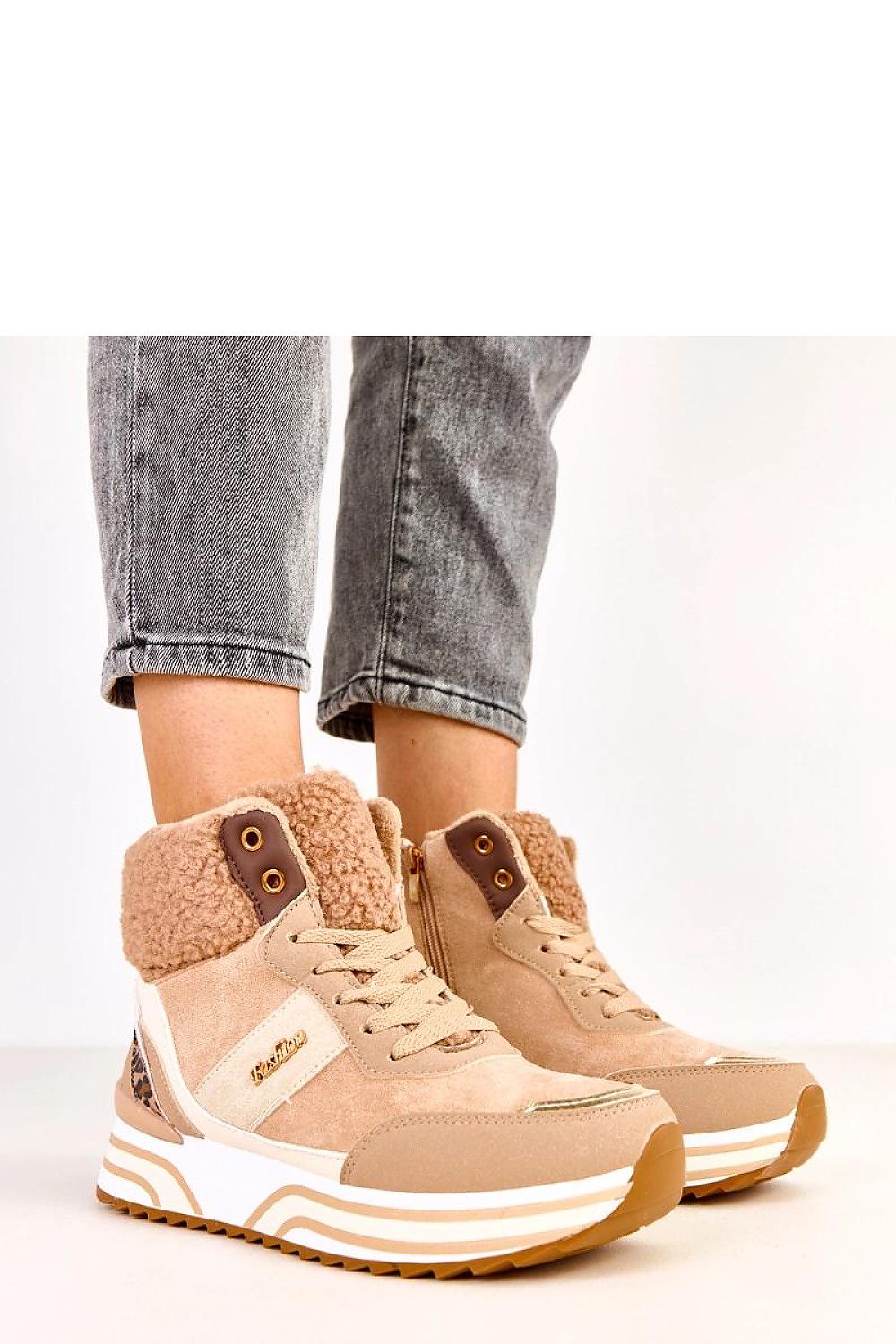 Solea Women's Stylish Comfort Sports Shoes in suede eco leather with warm fur lining, featuring a 3.5 cm platform, ideal for luxurious autumn-winter fashion.