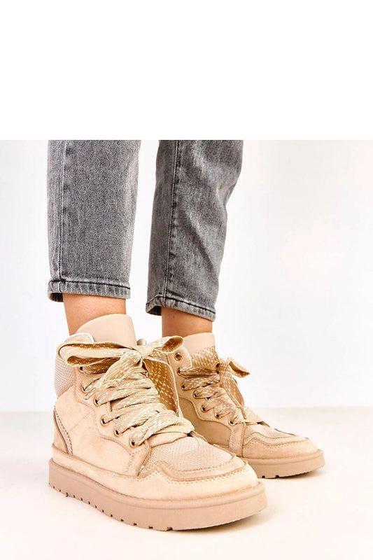 Solea women's suede-like eco leather sport shoes, elegant design with 2.5cm platform for stylish comfort, perfect for casual everyday wear.