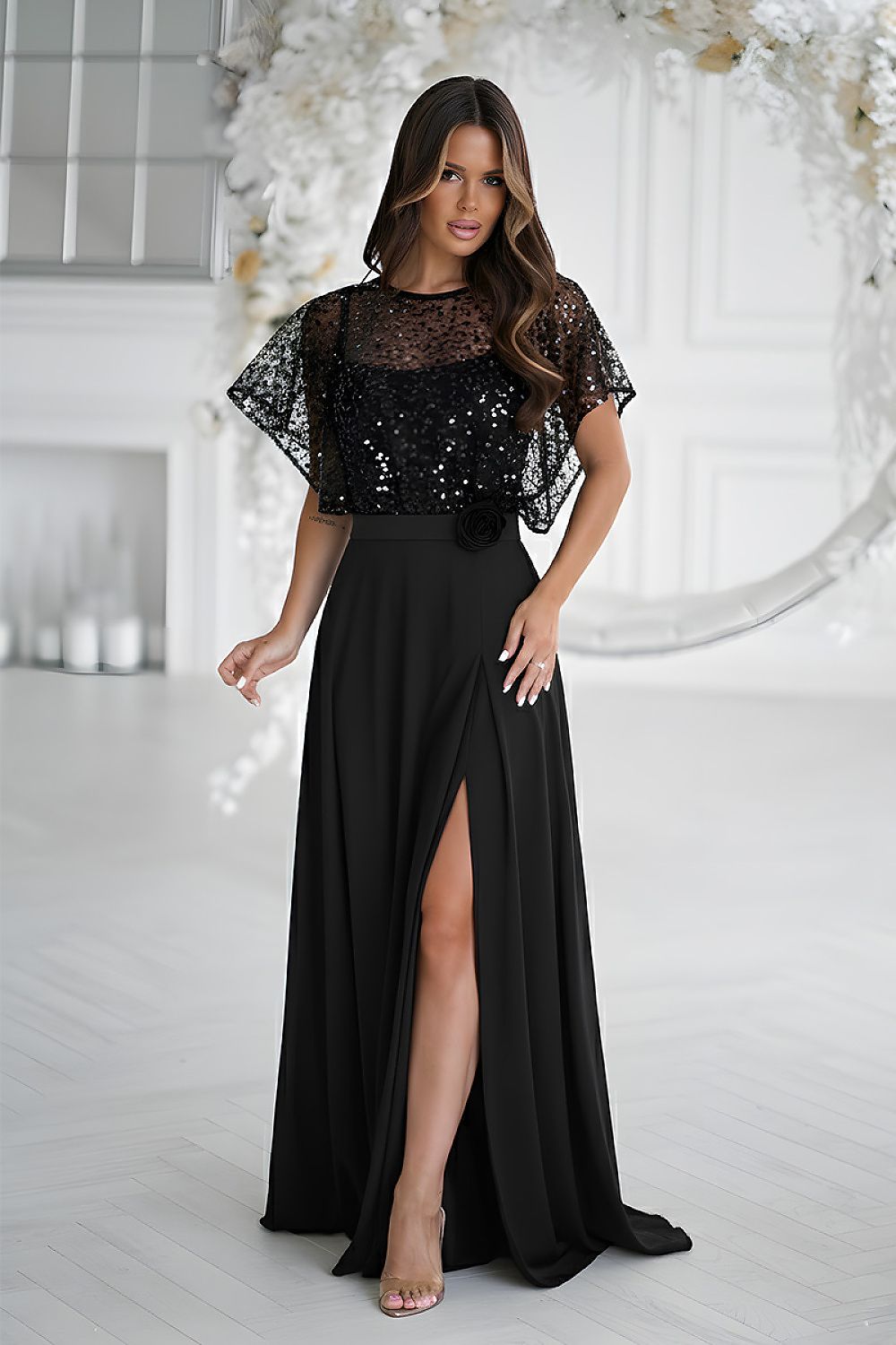 Sophisticated view of the Bicotone elegant long dress with sequin bolero, showcasing its shiny finish and concealed zipper for an effortlessly glamorous look at special events.