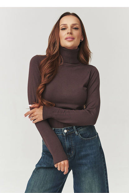 Timeless black Makadamia luxury turtleneck golf top, combining elegance and comfort with a breathable viscose blend for all-day wear.