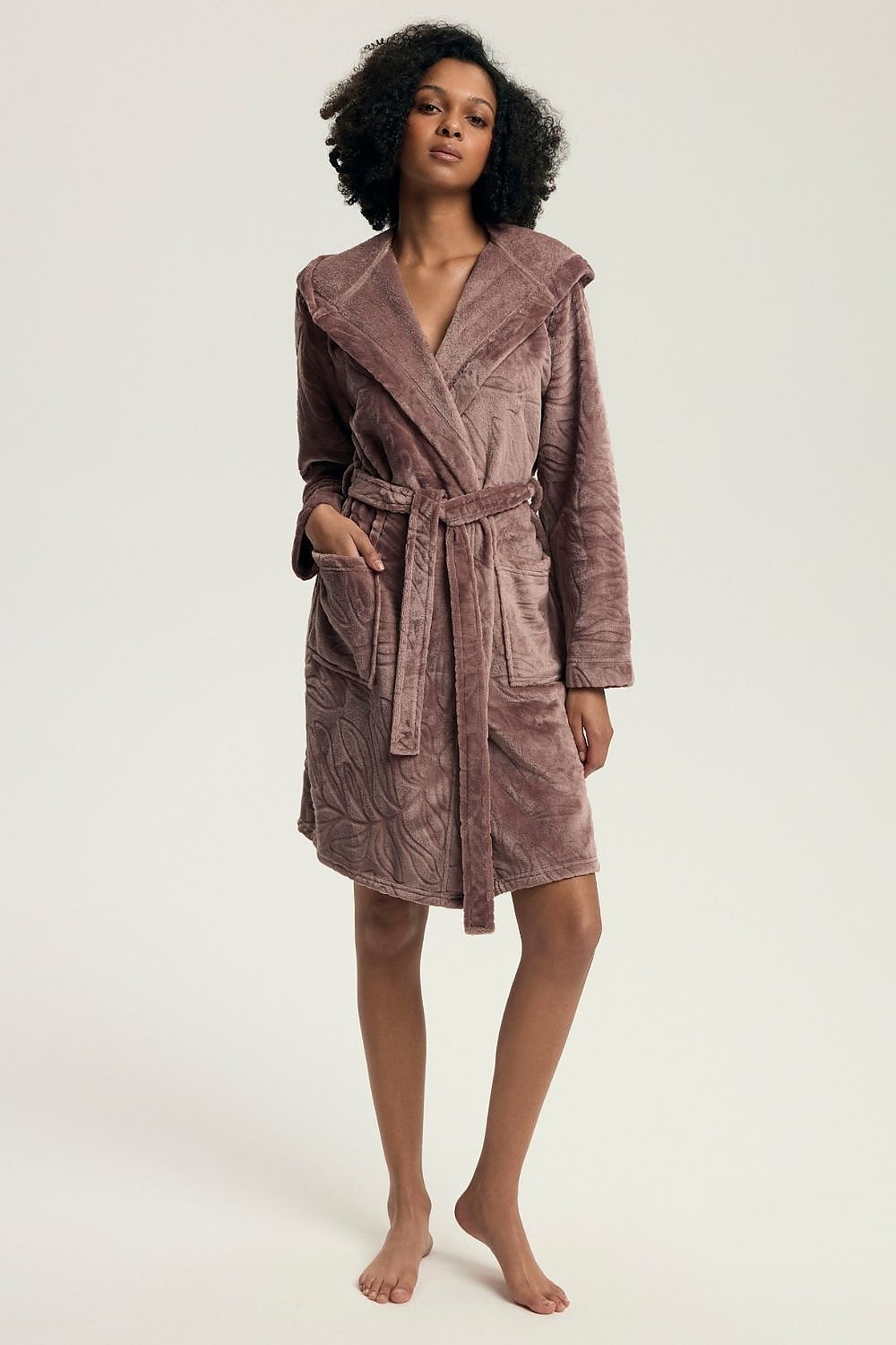Luxurious Henderson women's bathrobe in soft polyester with elegant embossed design, featuring a hood and pockets, knee-length for ultimate comfort.
