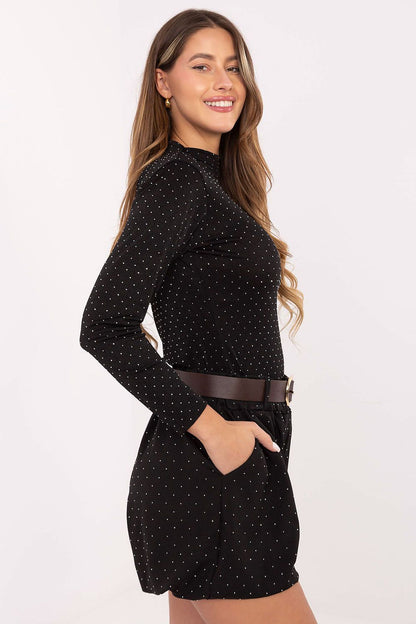 Luxurious wide-leg shorts with rhinestone detailing, available in EU size 0. Designed by Rue Paris, these high-waisted shorts offer elegance and comfort, ideal for parties and upscale events.