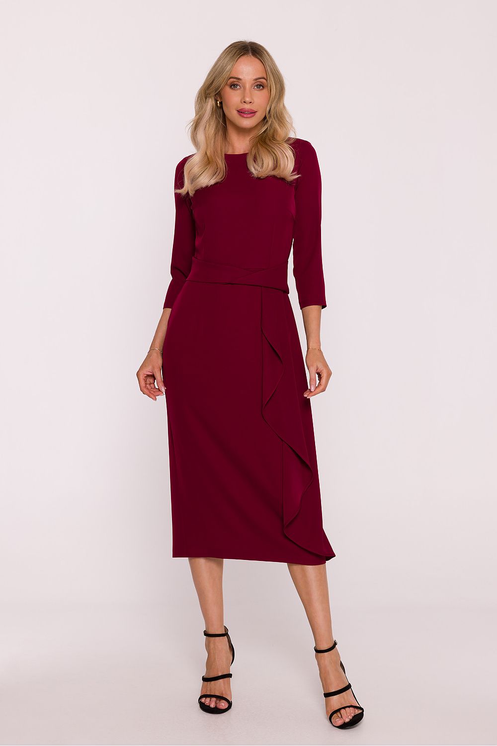 Sophisticated close-up view of the Elegant Frill Cocktail Dress by Stylove showcasing the smooth fabric and decorative frill detail.