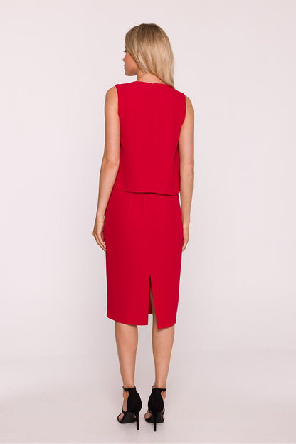 Close-up view of Stylove's lace insert on an elegant two-layer V-neck pencil dress, showcasing fine craftsmanship and chic design.