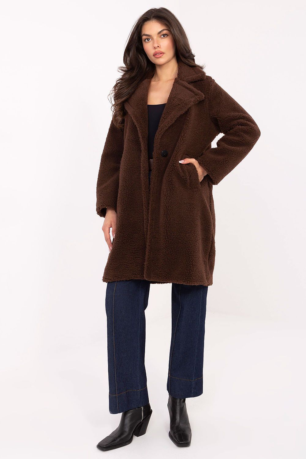 Front view of the women's knee-length coat in artificial lamb by Factory Price, featuring large lapel collars that enhance its chic style.