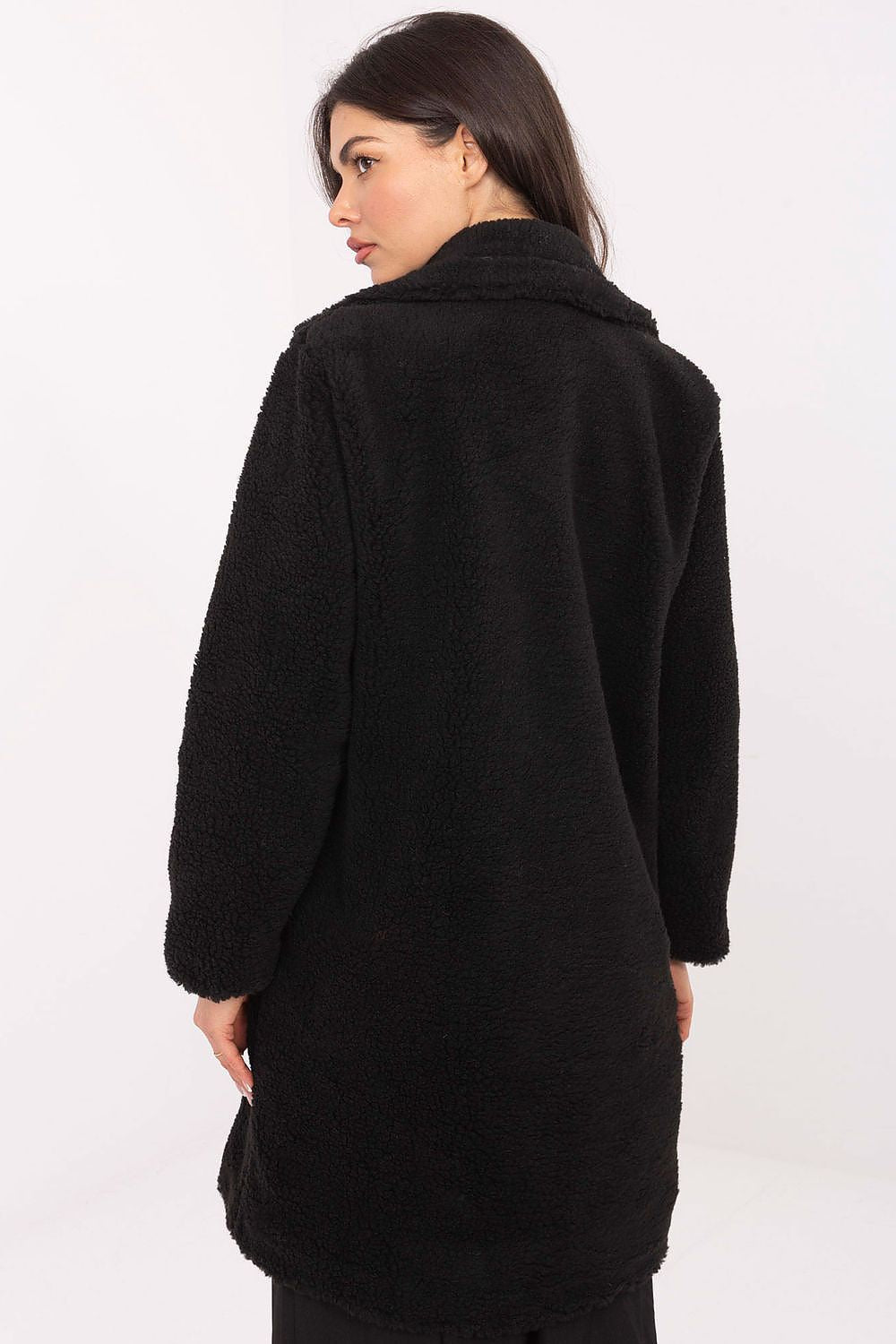 Sophisticated knee-length coat in artificial lamb by Factory Price, designed for warmth and style during autumn and winter seasons.