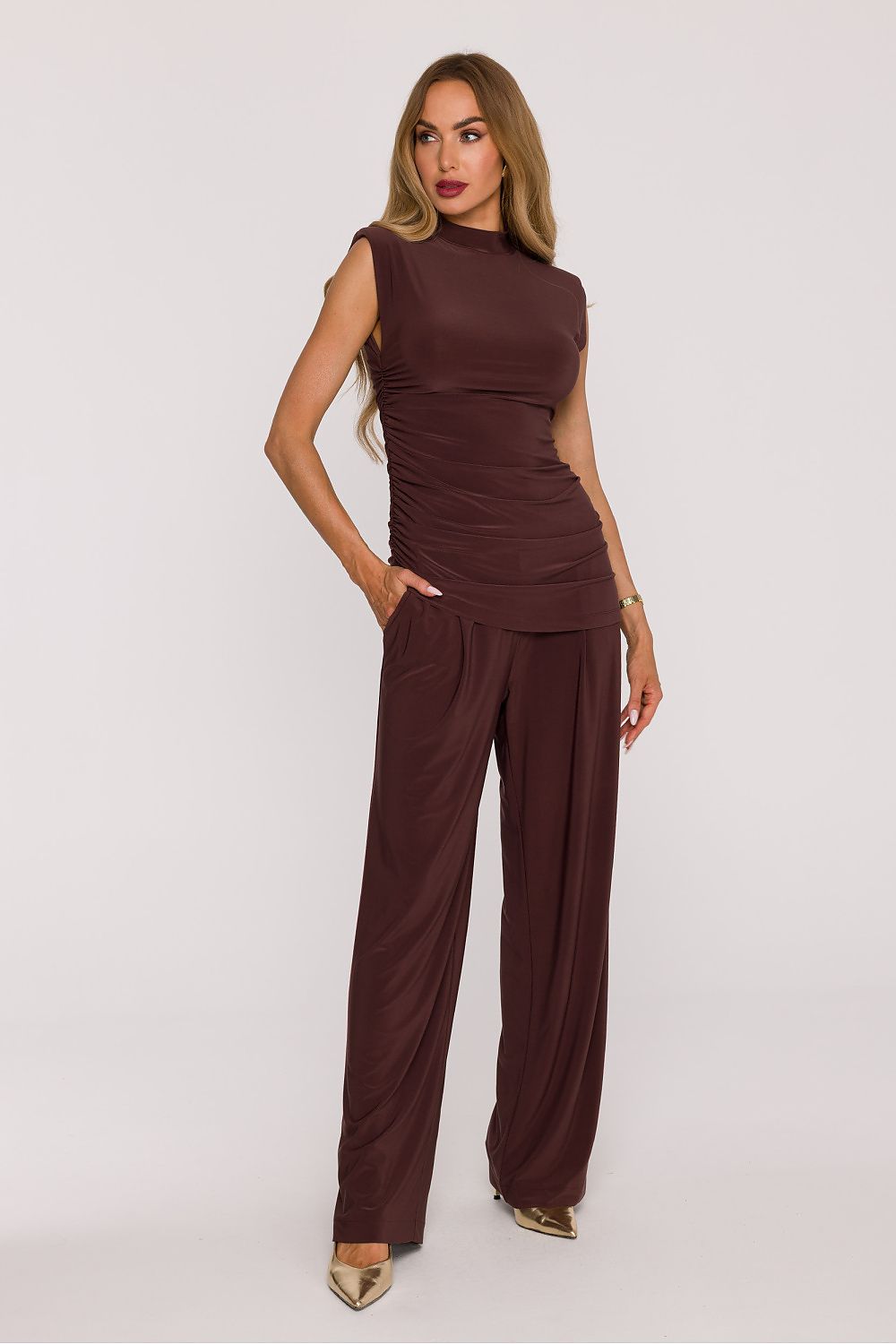 Full view of the Modern Women's 2-Piece Knit Set by Moe, designed for comfort and elegance for special occasions and casual outings.