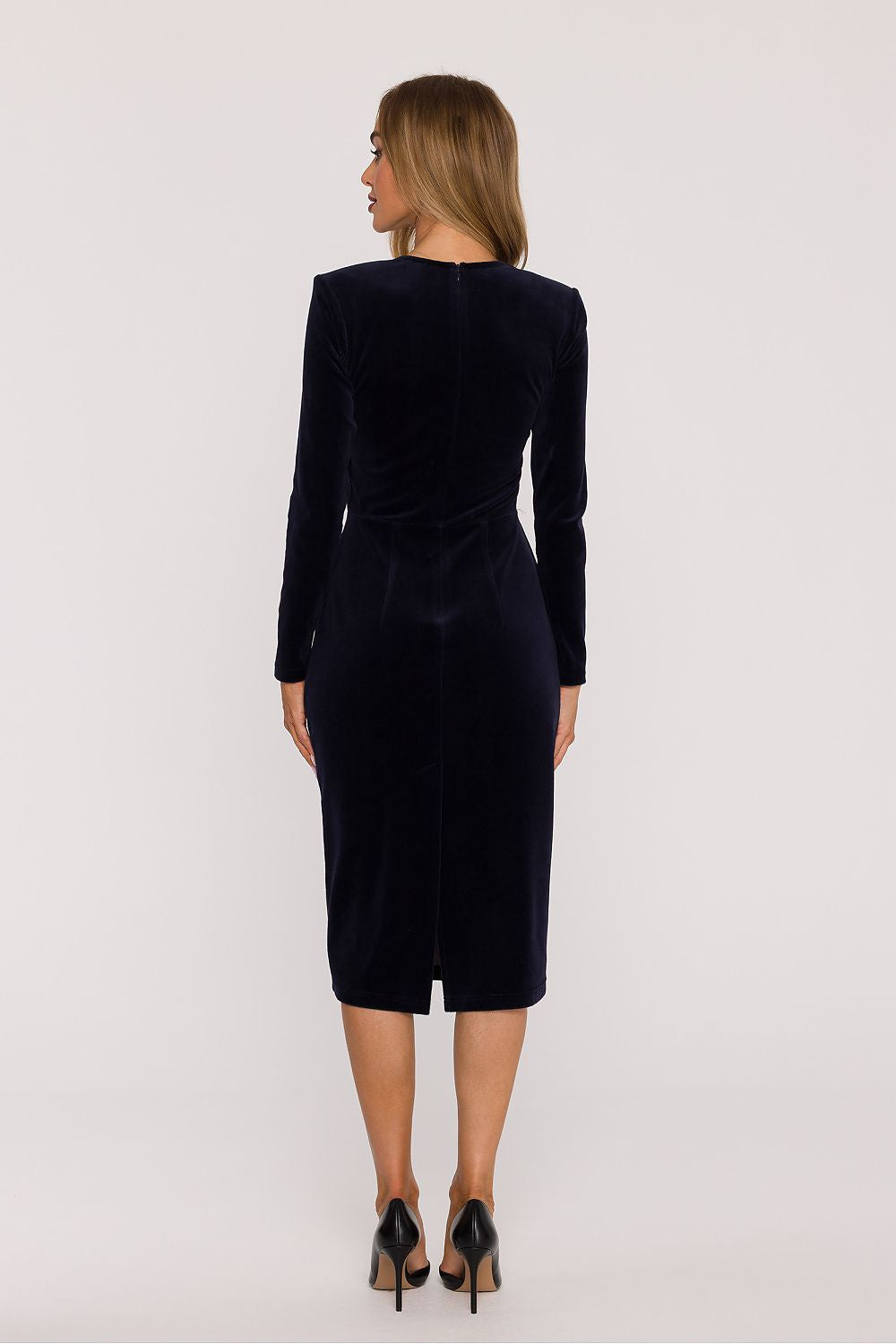 Elegant Classic Velvet Midi Dress by Moe featuring a deep sweetheart neckline and long straight sleeves for a luxurious evening look.