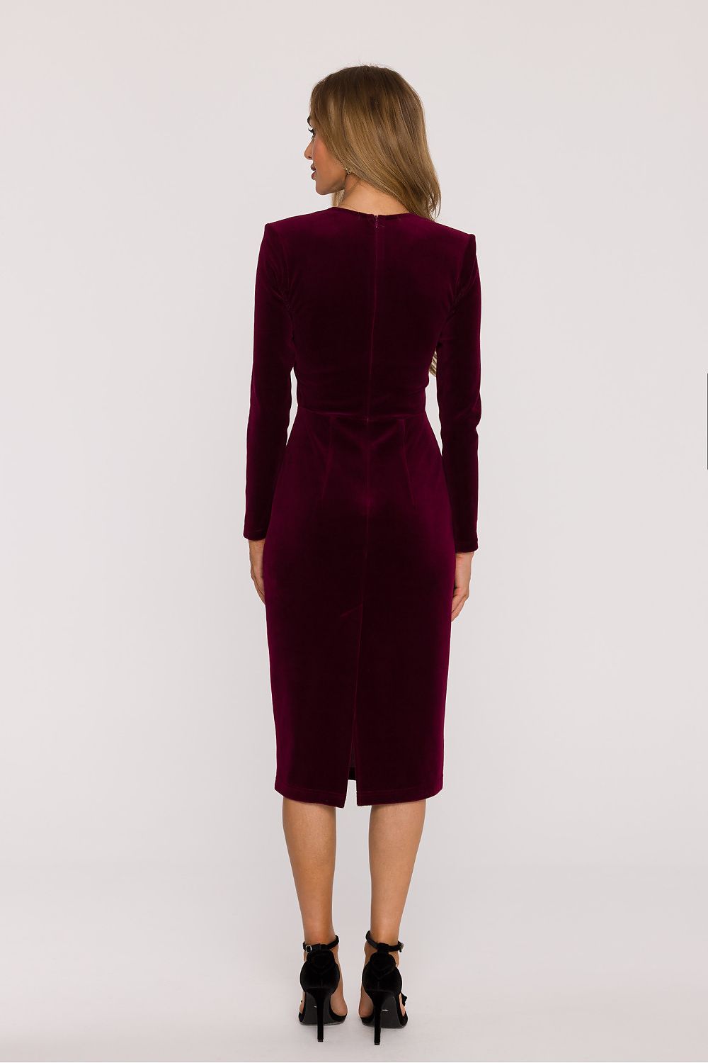 Moe's exquisite Classic Velvet Midi Dress with long sleeves and a flattering fitted pencil shape, ideal for special occasions.