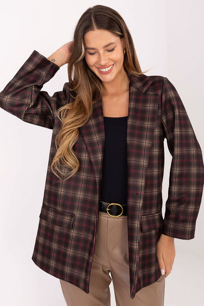 Elegant women's checkered blazer with shoulder pads by Italy Moda, featuring a modern silhouette and classic pattern, suitable for work and casual outings.