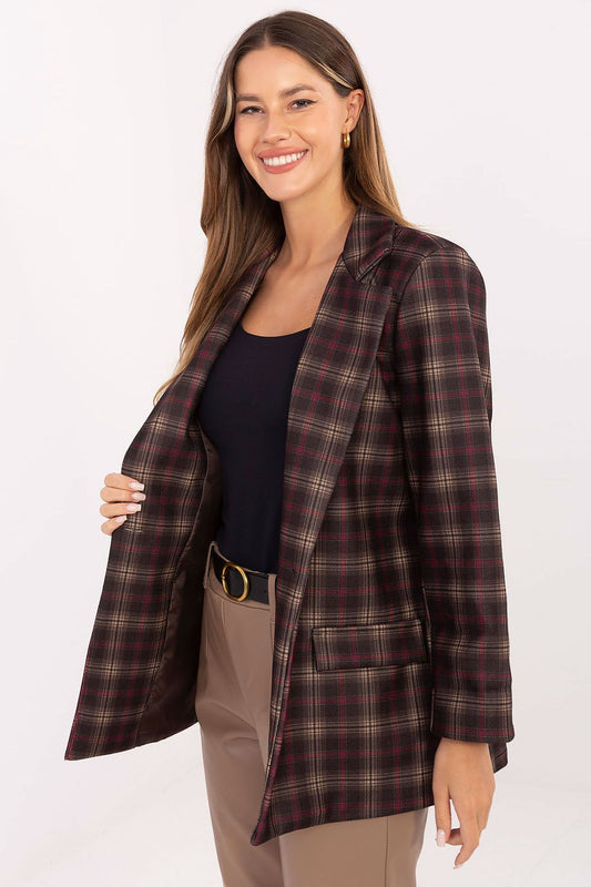 Stylish inside view of Italy Moda's checkered blazer, showcasing the high-quality viscose-polyester blend and timeless elegance.