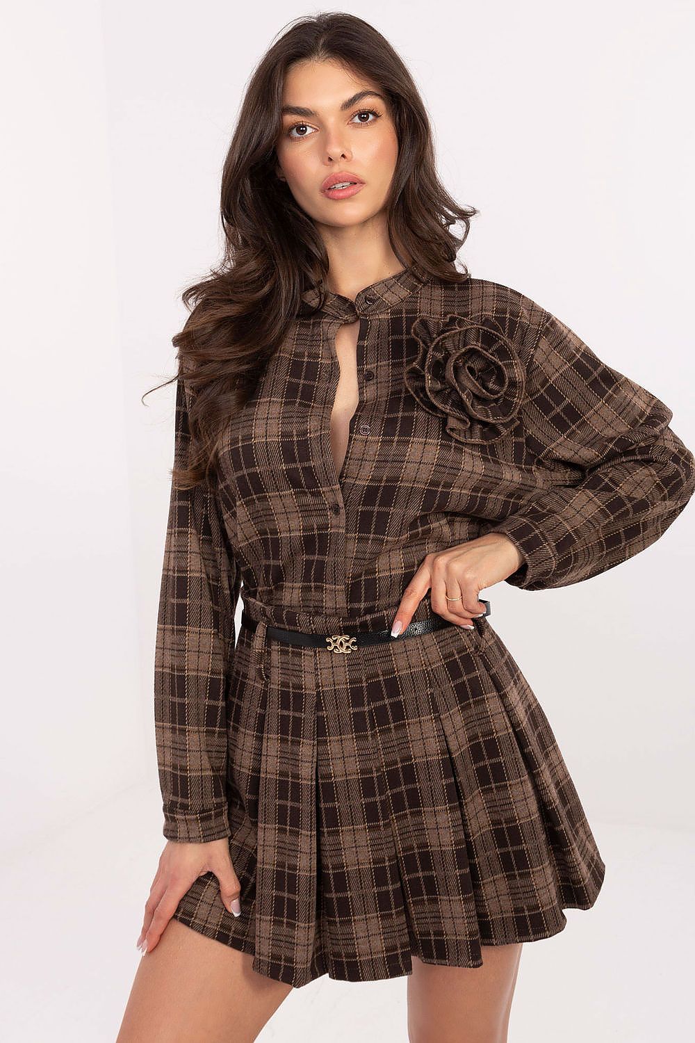 Elegant checkered mini skirt by Italy Moda featuring feminine flounces, perfect for both everyday and special occasions.