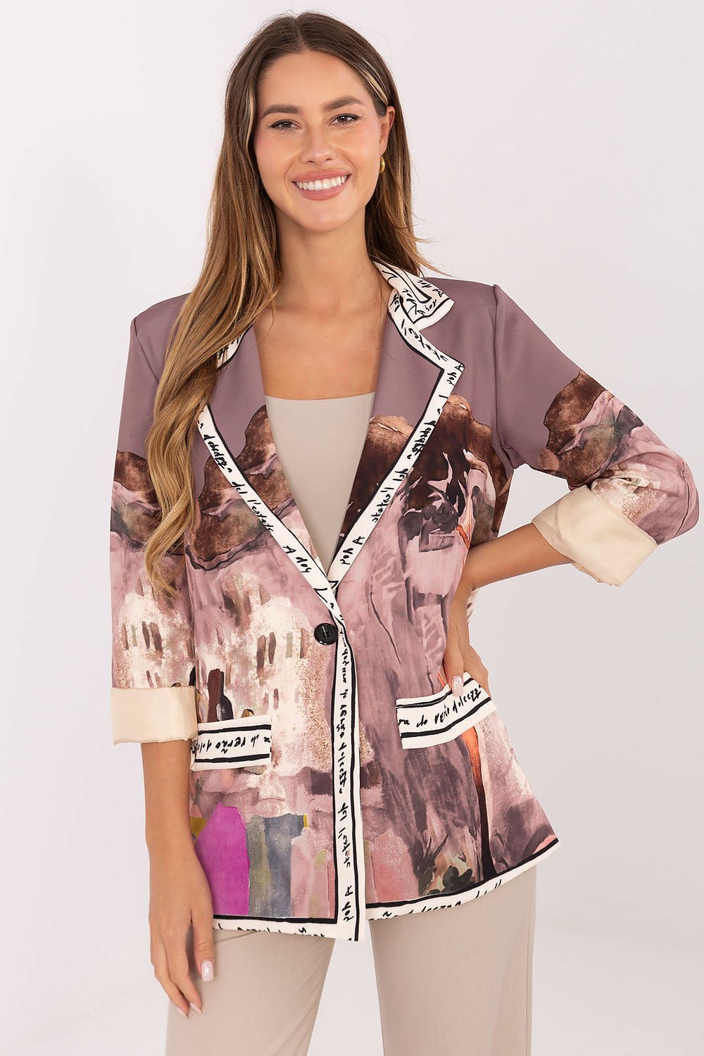Elegant women's blazer by Italy Moda featuring a modern print design, crafted from luxurious viscose and polyester for casual and professional wear.